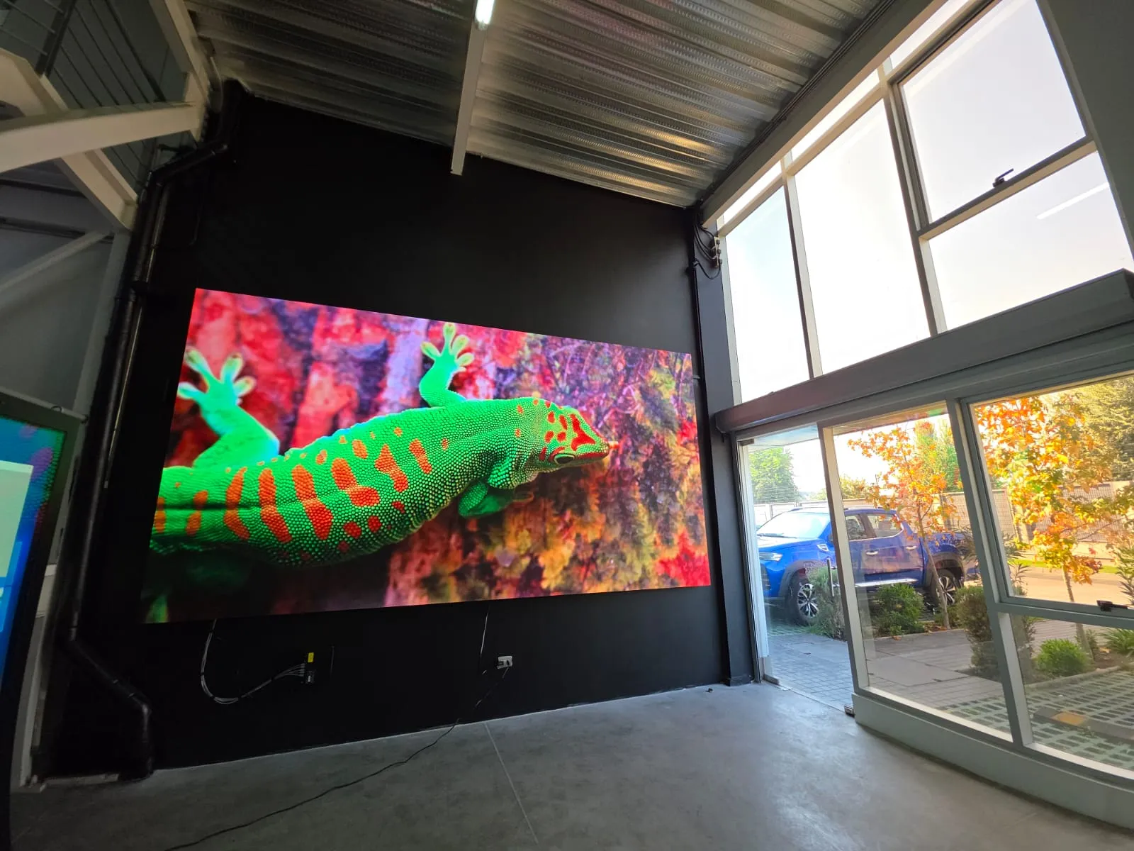 Pantalla LED interior